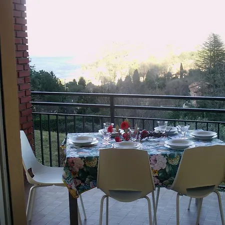 Casa Del Faggio Rosso Lägenhet *